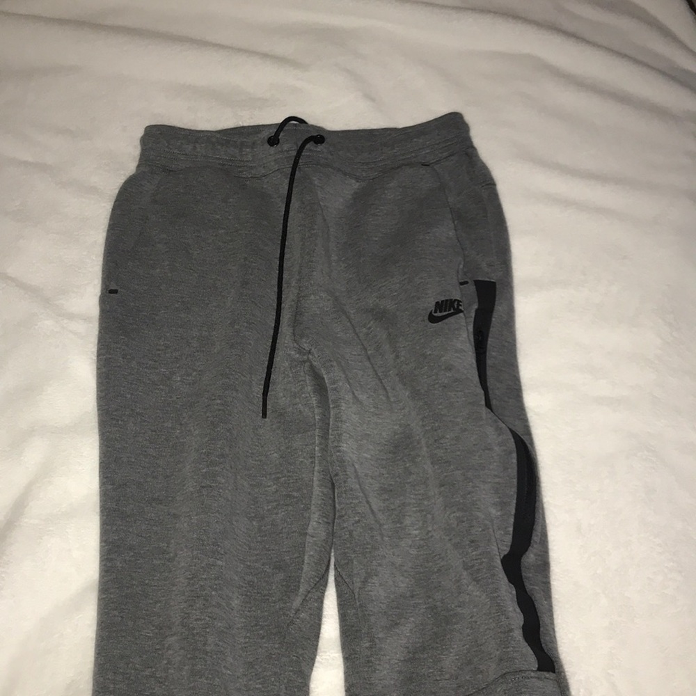 nike joggers